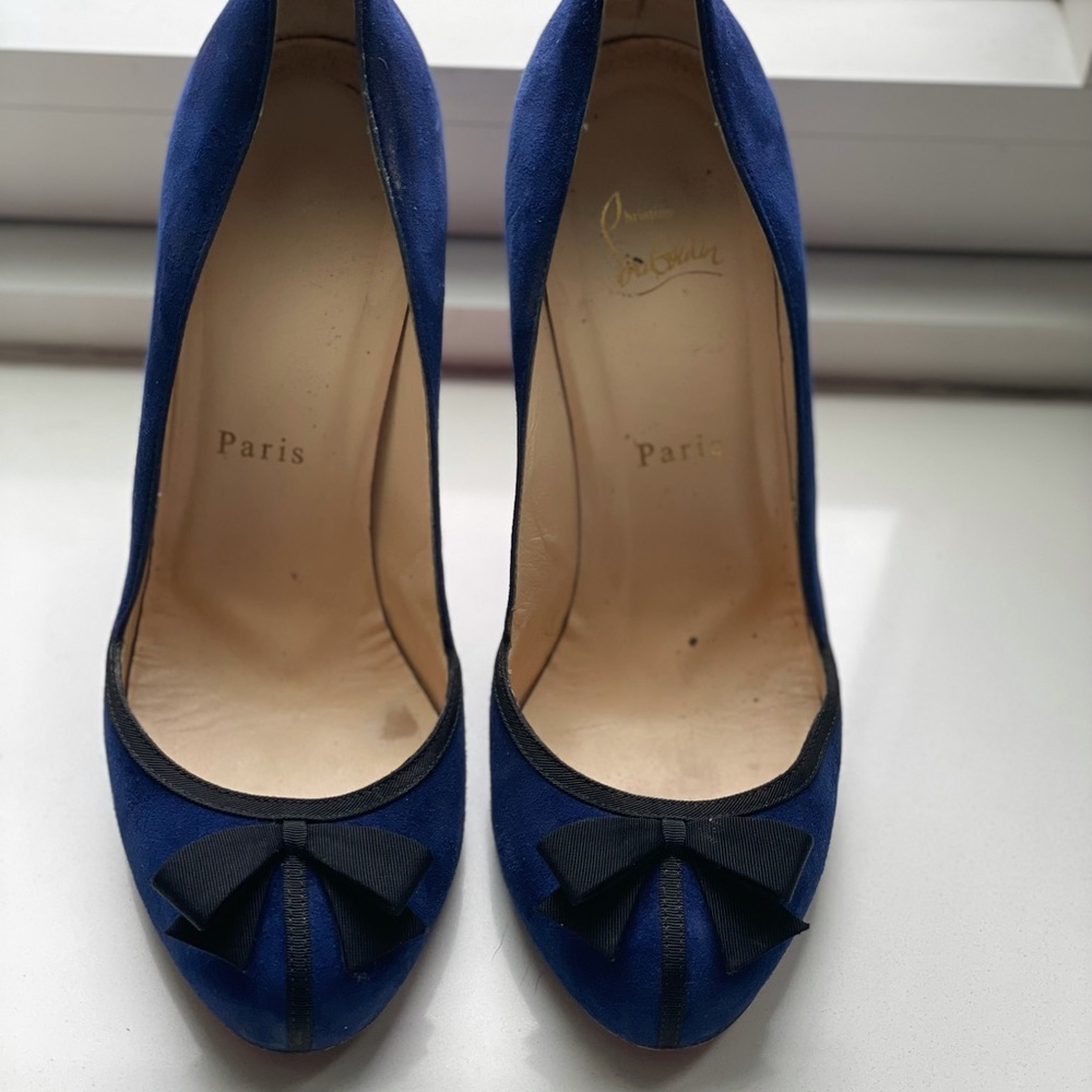Christian Louboutin Lavalliere 100 Suede